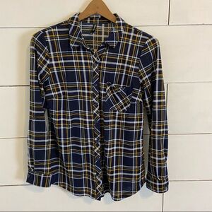 Alter Ego Navy Plaid Soft Flannel Shirt. Size Medium.